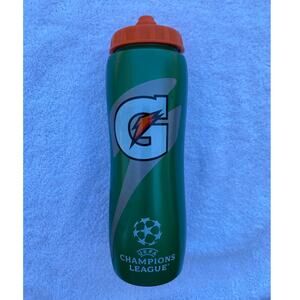 Gatorade Contour 32 oz. Squeeze Water Bottle uefa champions league